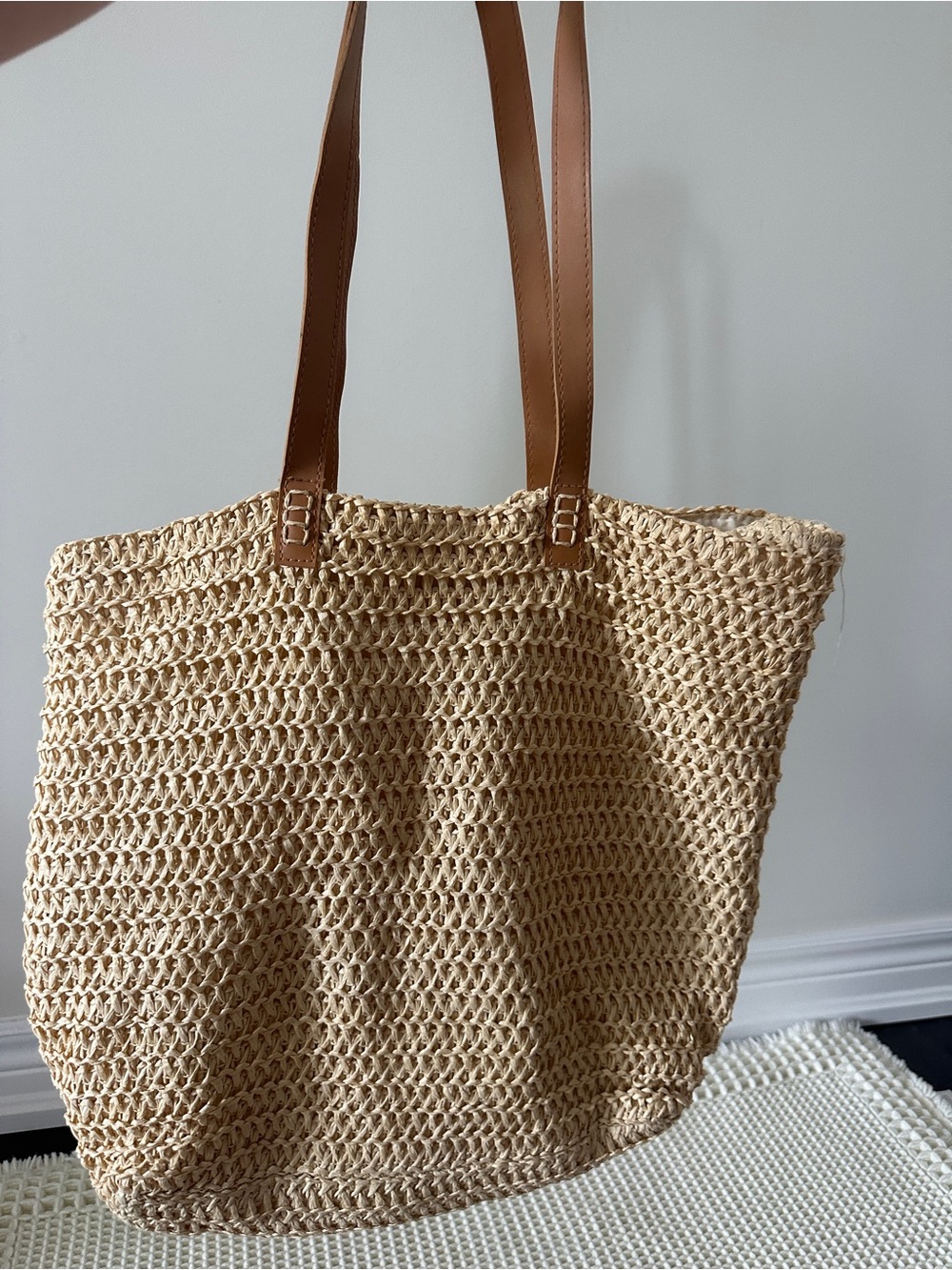GUESS Woven Beach Bag Tote - Picture 2 of 4